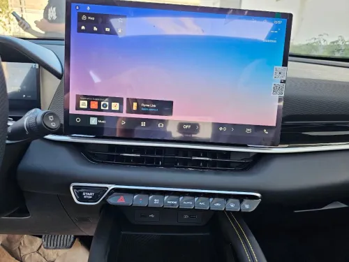 Geely Coolray 2025 