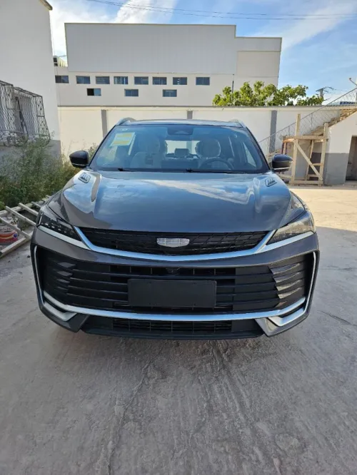 Geely Coolray 2025 