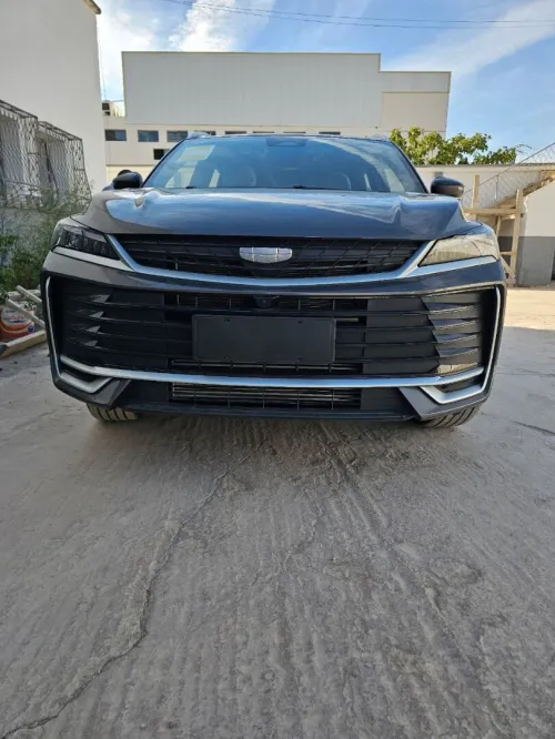Geely Coolray 2025 