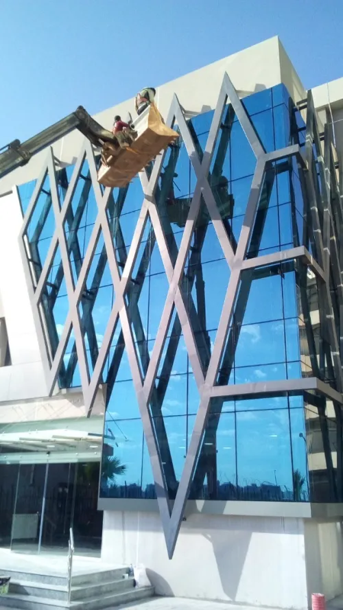 ALUCOBOND / HPL / CCV /terre cuit....