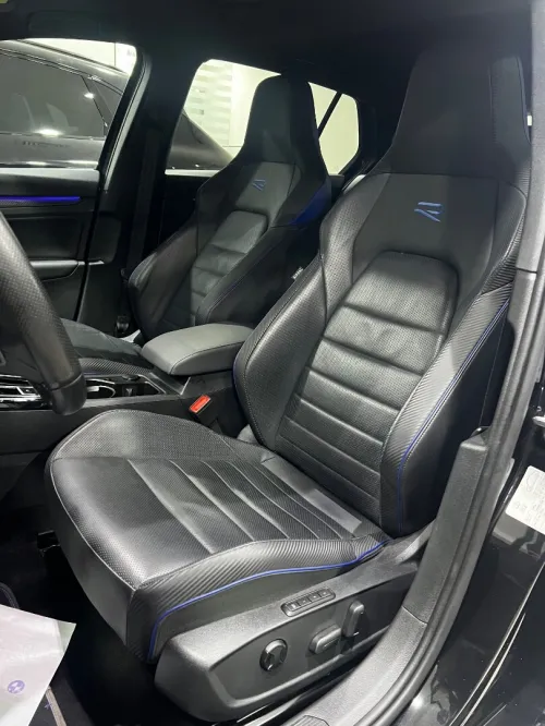 Volkswagen GOLF R 2024 Sports