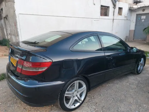 Mercedes Classe C coupé 2009 Clc180