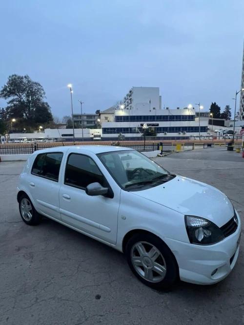 Renault Clio Campus 2013 Clio Campus