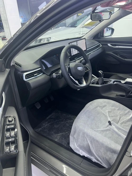 Geely Emgrand 2026 COMFORT avec (Toit)