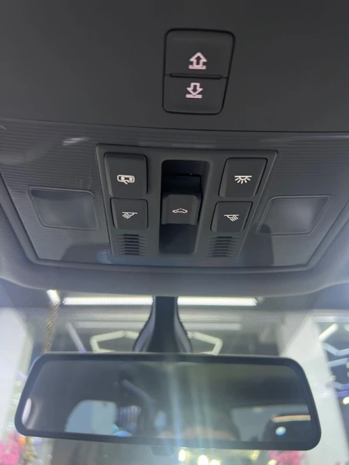 Skoda Karoq 2025 luxury