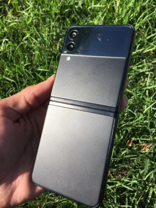 Samsung Galaxy Z Flip 3