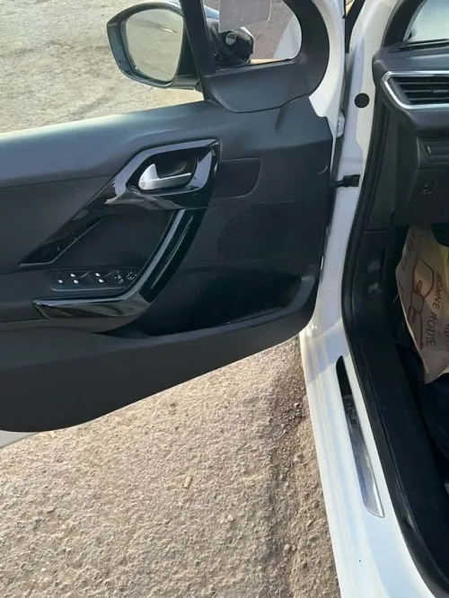Peugeot 208 2015 Style