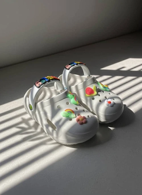 crocs-Clogs confortables et tendance Livraison possible