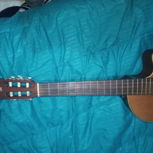 Guitare électro- classique