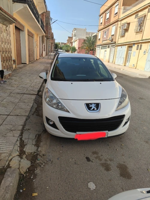 Peugeot 207 + 2013 
