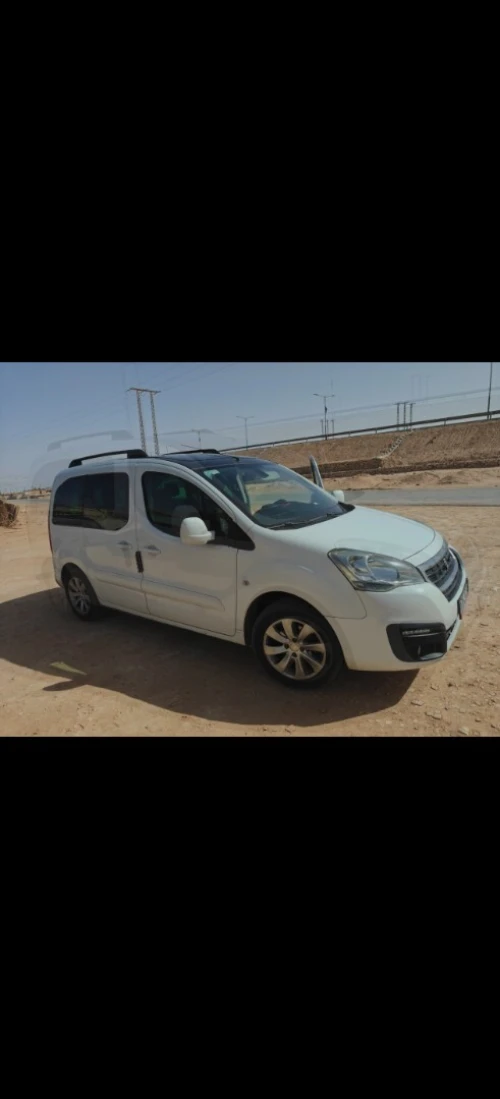 Peugeot Partner 2017 Tepee Allure 