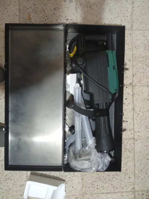   Perceuse BOSCH 13 MM +Perceuse HILTI BOSCH M+ Tronceneuse BOSCH 115 2CH+ Marteau Piquer BOSCH 38