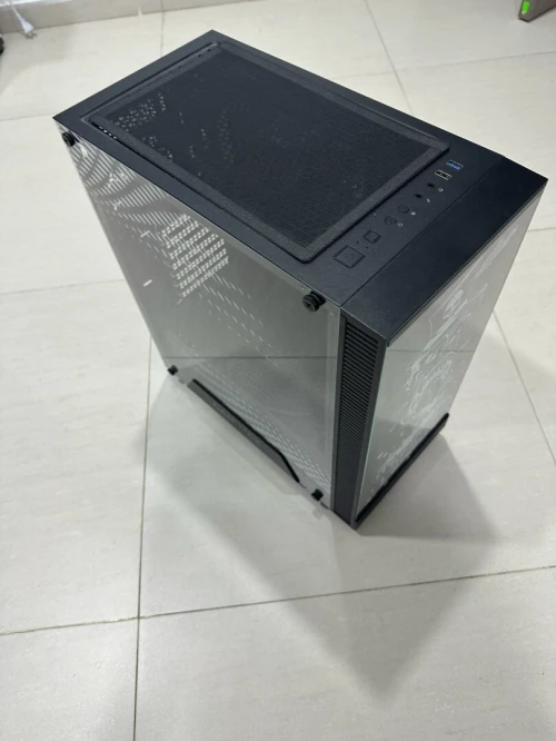 Écran gaming msi + pc gaming + clavier souris 