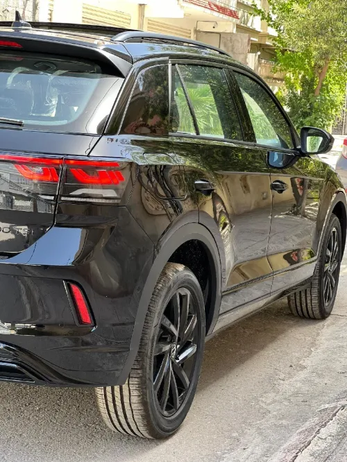 Volkswagen T-ROC 2026 New black