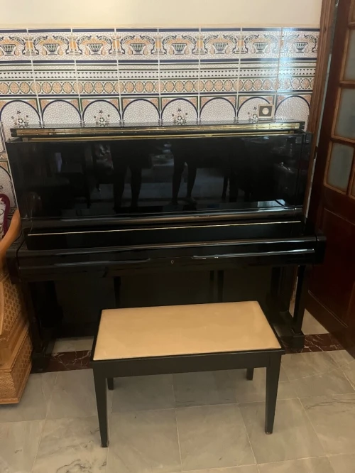À vendre Yamaha U1A  Piano haut de gamme (Made in Japan)