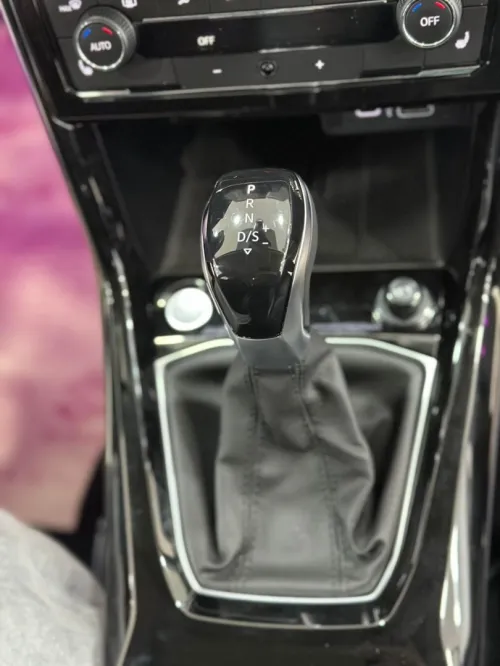 Volkswagen Tahru 2025 Xr turbo