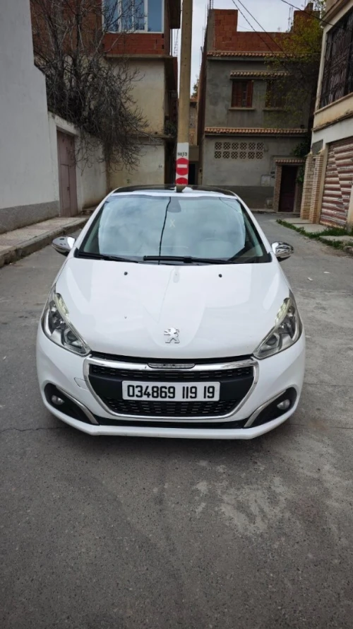 Peugeot 208 2019 Allure Facelift