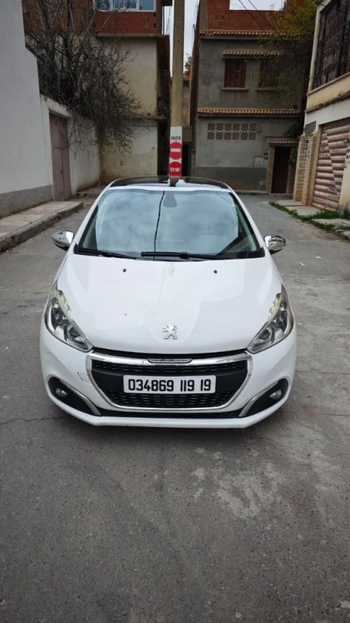 Peugeot 208 2019 Allure Facelift