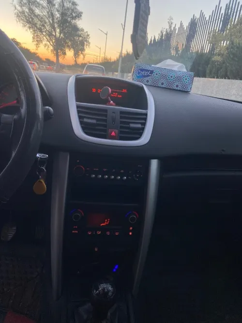 Peugeot 207 2012 