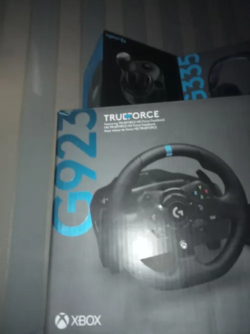  volant Logitech. G923 + levier vitesse