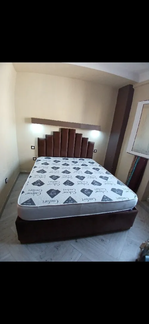 Lit capitonné 2 places+ matelas 3d réversible