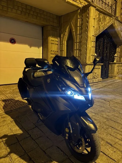 Yamaha Tmax 562 2022