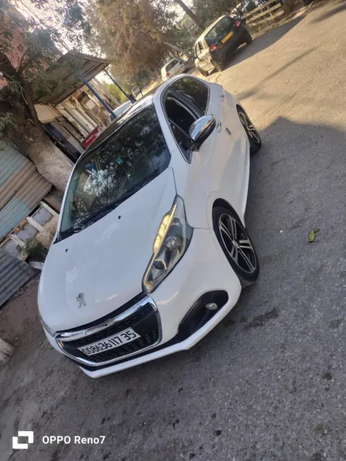 Peugeot 208 2017 Allure