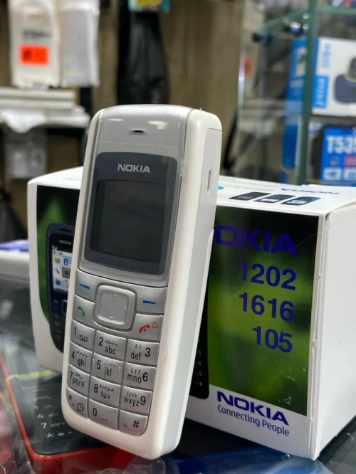 NOKIA          بقاولي الحبات اللخرين راني نليكدي telephone NOKIA 1110
