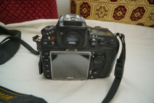 D800
