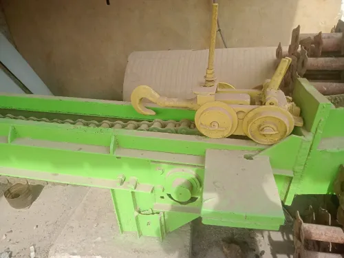 Machine pour tige filetée 
