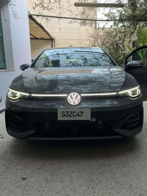 Volkswagen Golf 8 2025 R-Line