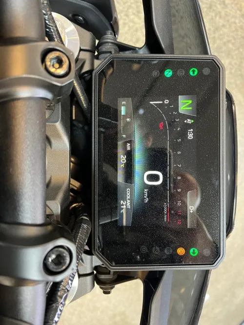 Yamaha Mt 09 performance 2025
