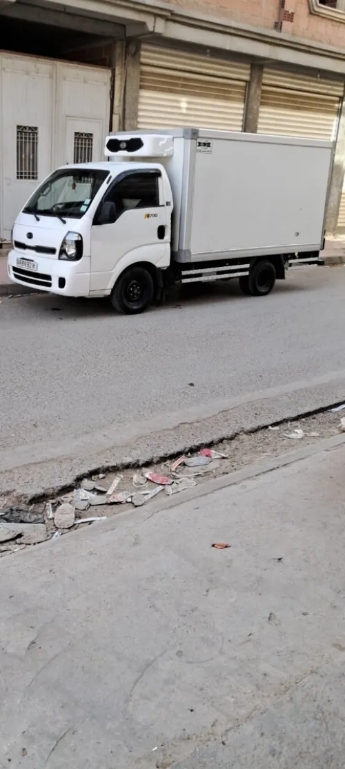 Kia K2700 frigo 2012