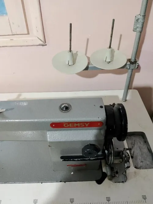 Machine à coudre
