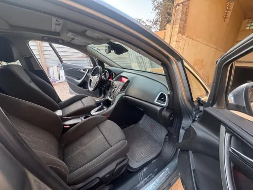 Opel Astra 2013 