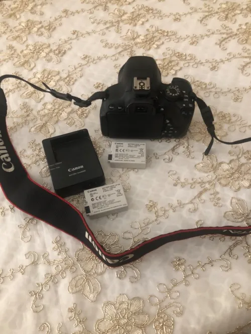 Canon 700D