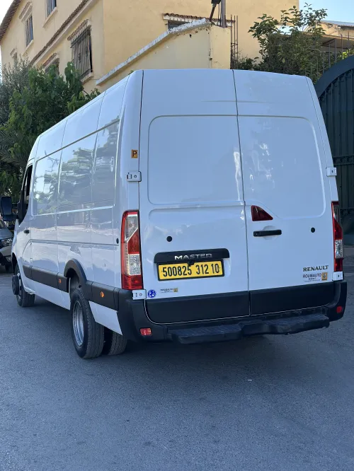 Renault Master 2012