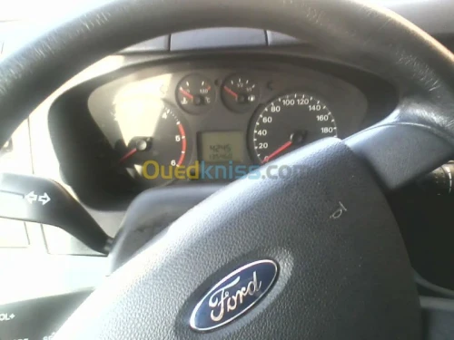 Location fourgon Ford Transit 