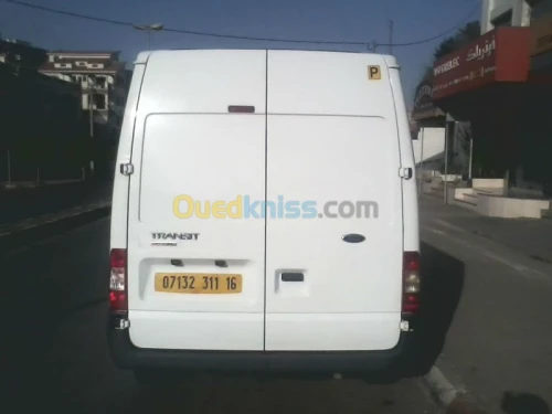 Location fourgon Ford Transit 