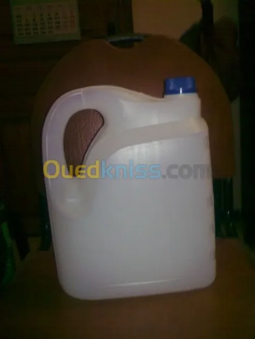 emballage plastique bidon 5L, 2L.....