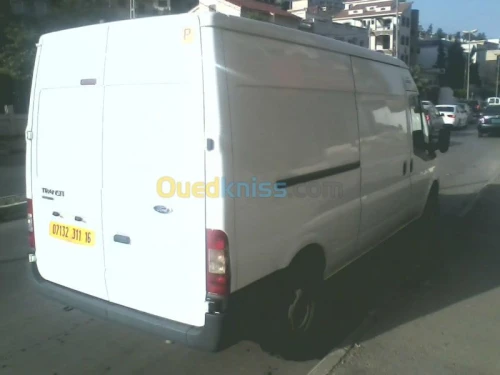Location fourgon Ford Transit 