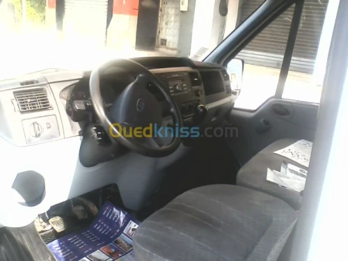 Location fourgon Ford Transit 