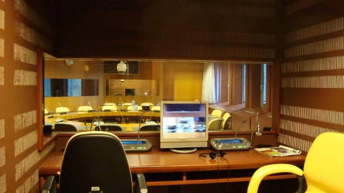 Traduction/interprétation/correction 