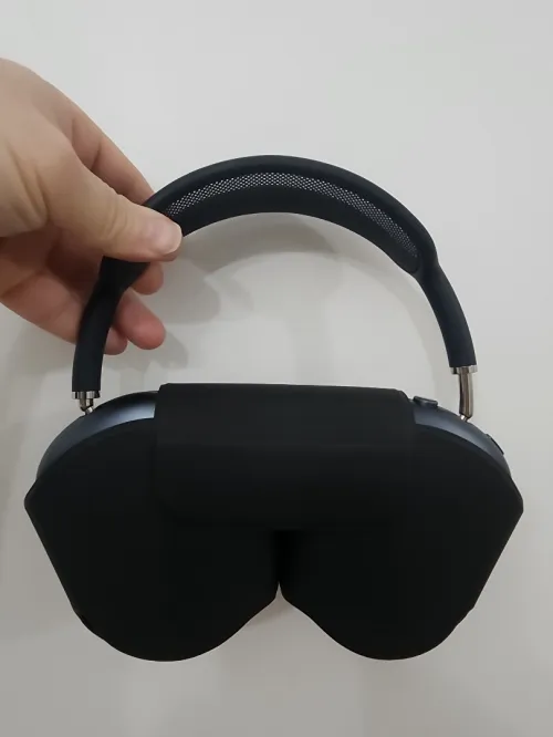 AirPods Max