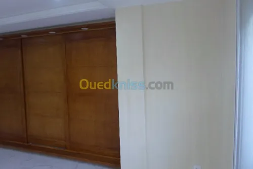 PEINTURE & DECORATION MURAL  