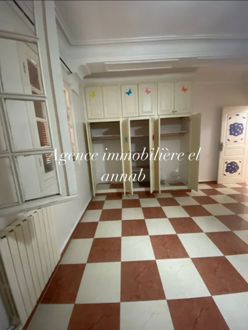 Location Appartement F5 Annaba Annaba