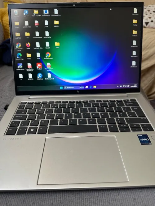 HP EliteBook 1040 G10  Intel i7 13eme G 32 Go RAM