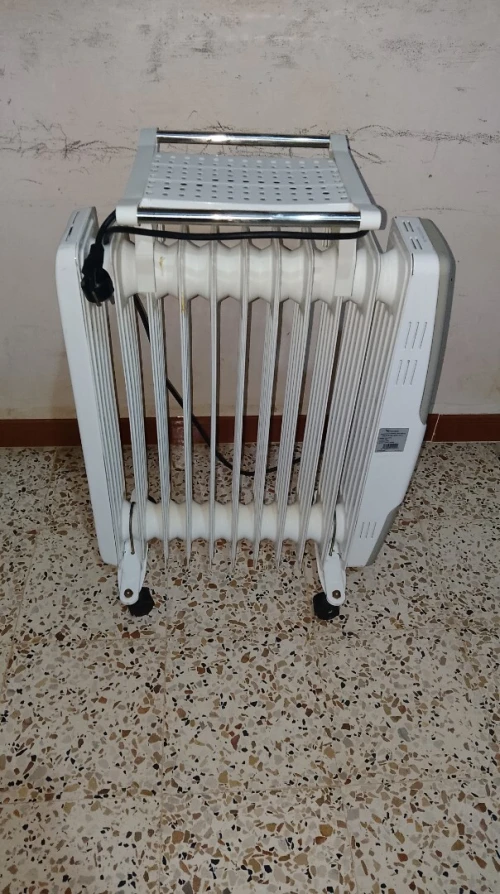 مدفأة كهربائية بالزيت  RADIATEUR ELECTRIQUE À BAIN D'HUILE
