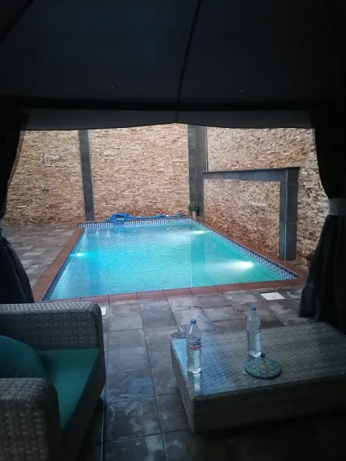 Construction des piscines de lux 