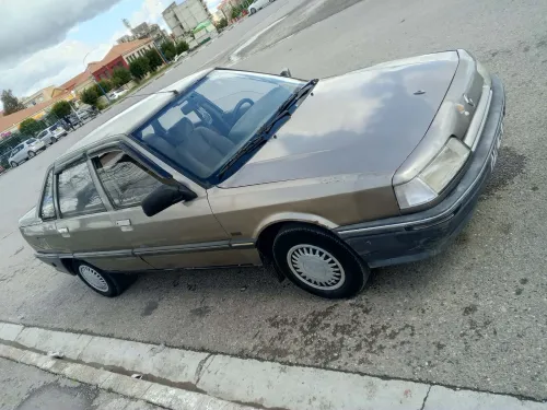 Renault 21 1989 